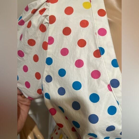 Color Me Courtney - Picture 6 of 6